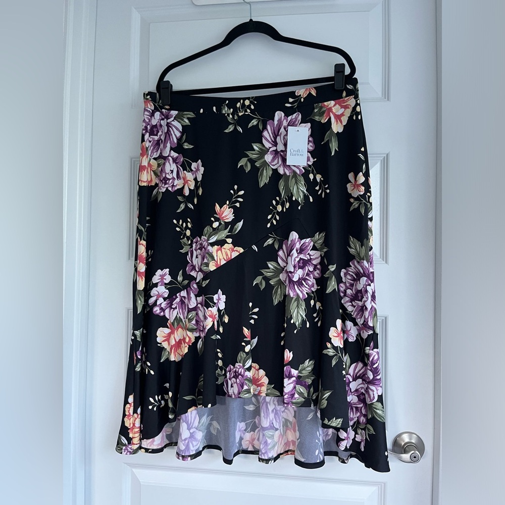 Croft & Barrow floral midi skirt mid rise elastic black purple green